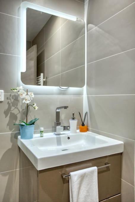 Amazing Apart New Bastille 3 Bedrooms 2 Bathrooms Paris Eksteriør bilde